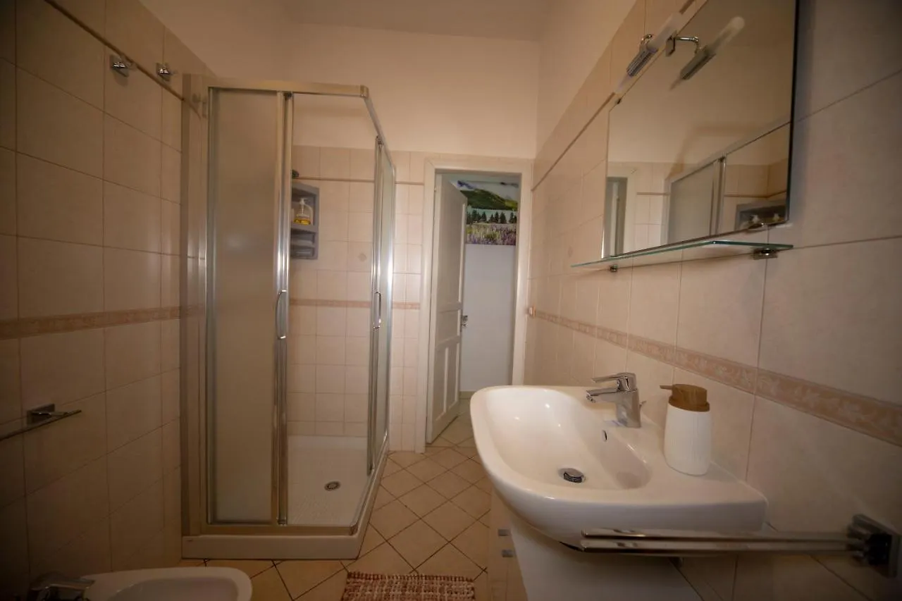 Casa Vacanza Da Dina Modica 0*,