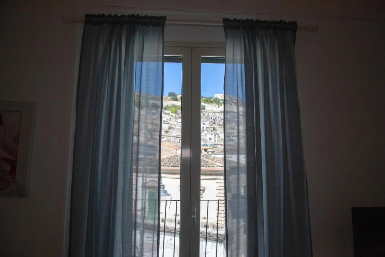 Casa Vacanza Da Dina Modica 0*,